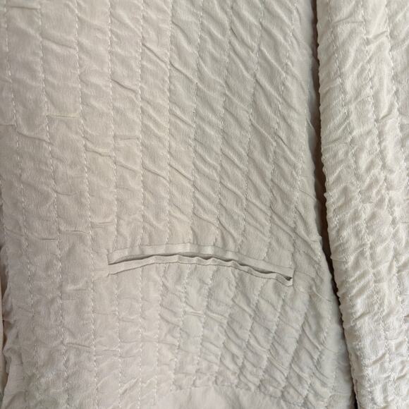 Eileen Fisher Quilted Silk Jacket M MP PM White Cream Capsule Black Button Luxe - Picture 4 of 7